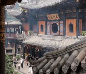 Luohan Temple: Ancient Serenity Amid Chongqing’s Skyscrapers