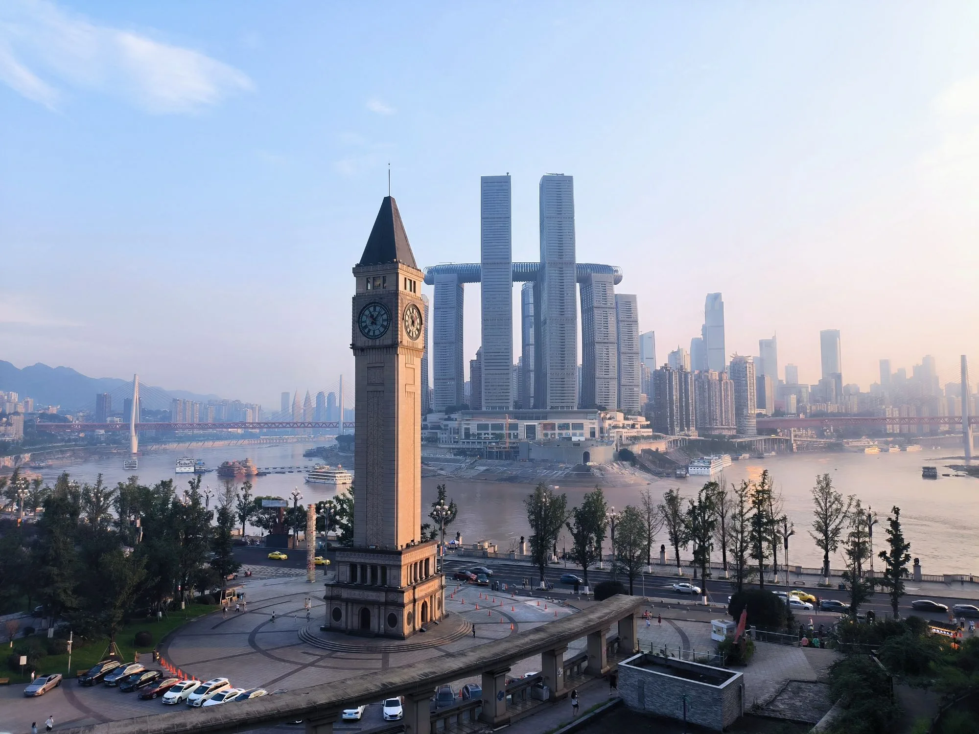 Explore Chongqing Attractions