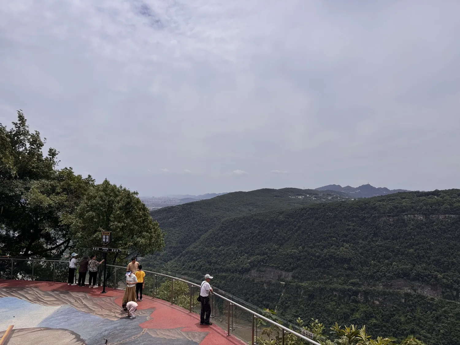 Tieshanping Xiajiang Hiking Trail