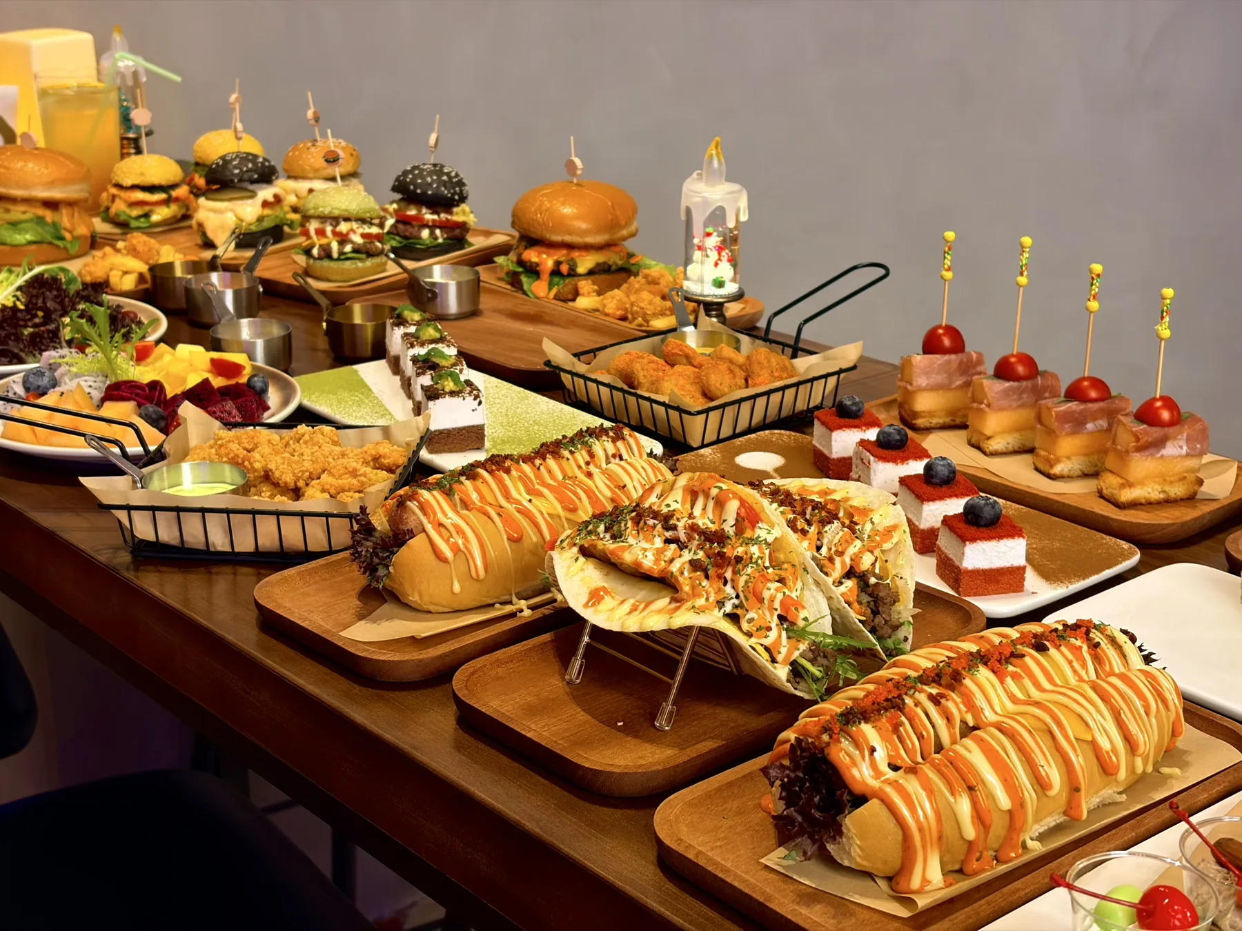 Mirra VR in Chongqing OLane Mall Food