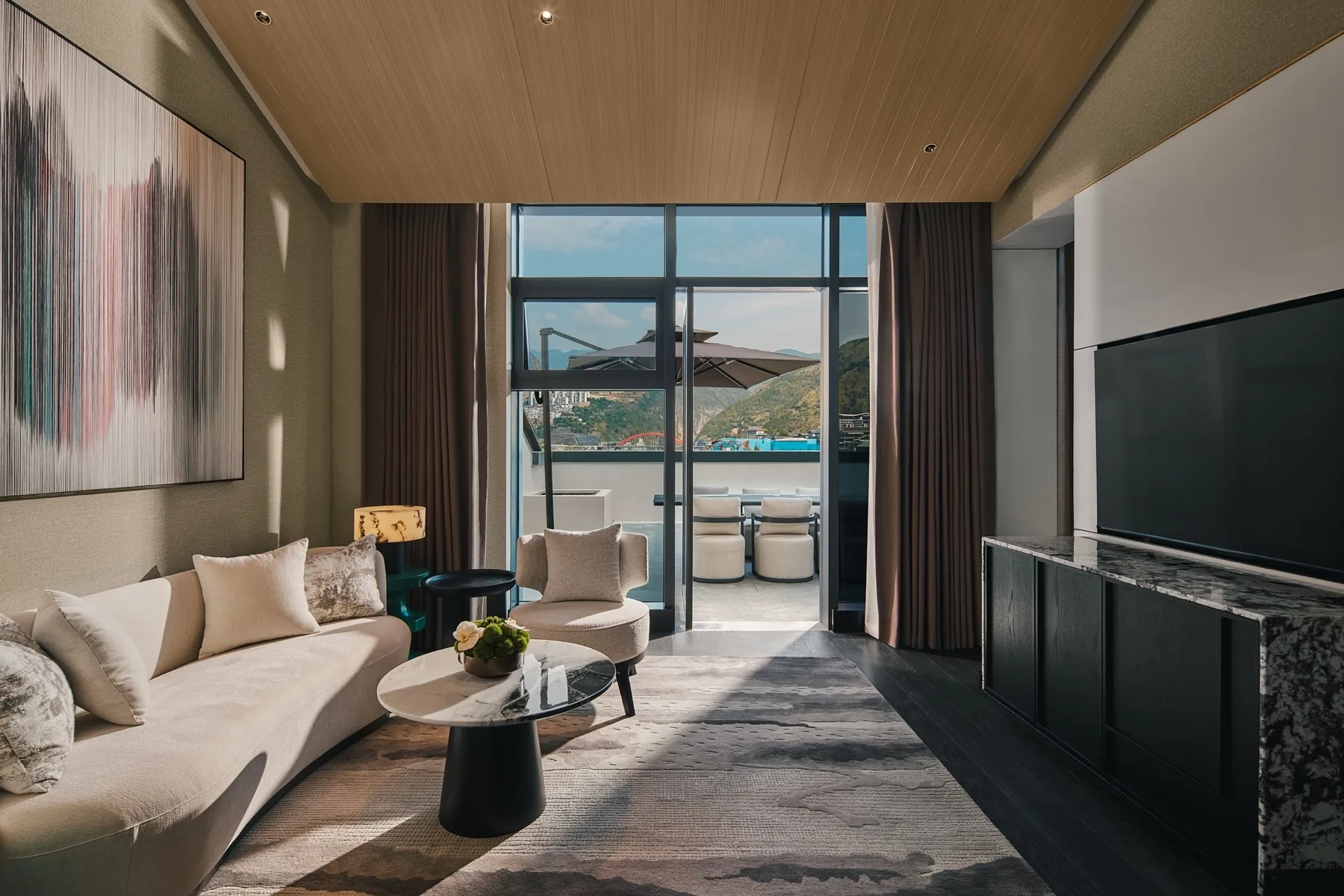 Wushan Hualuxe Hotel living room