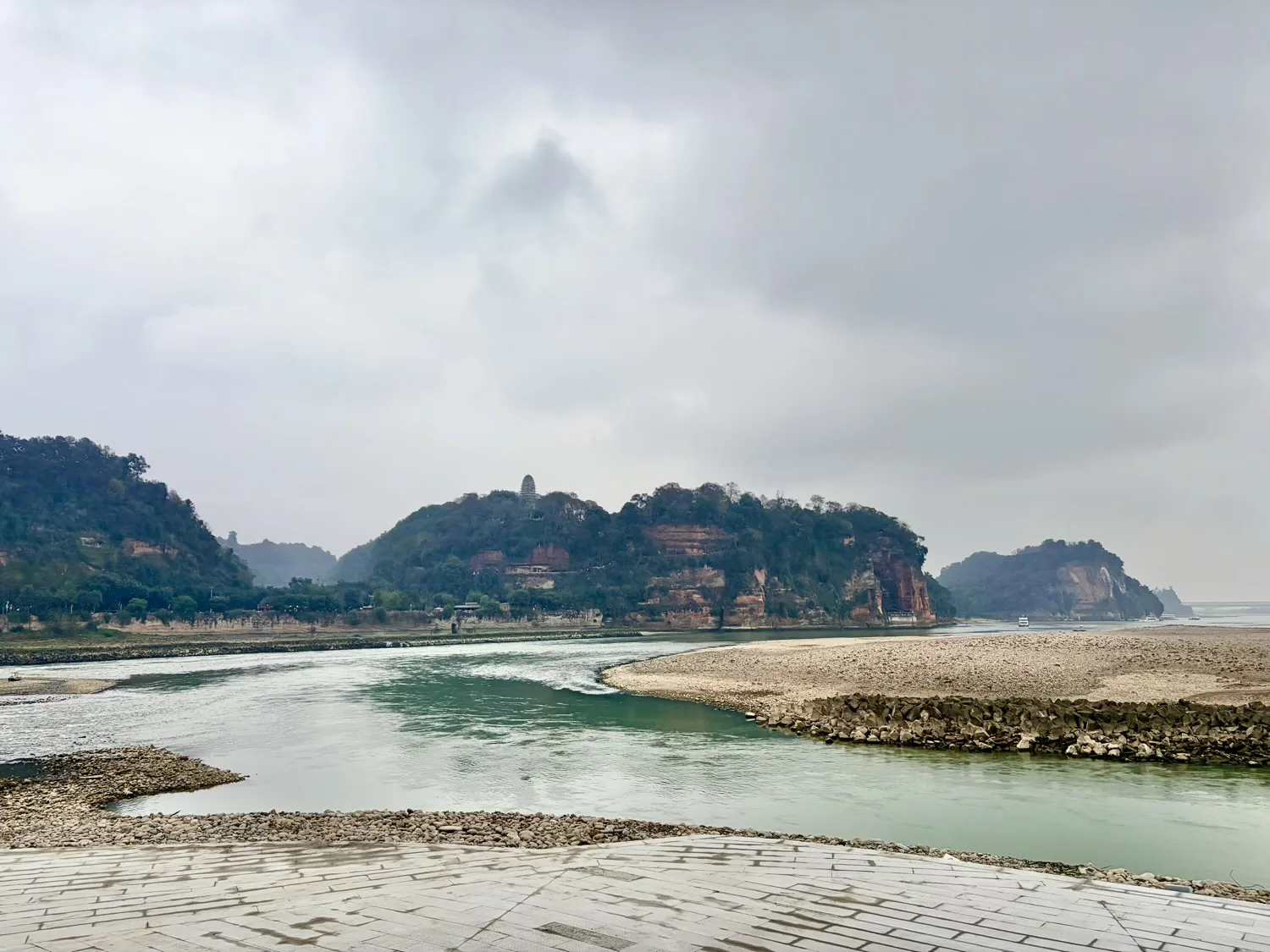 Leshan Riverside Park
