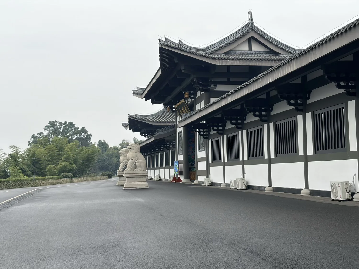 Liujiang Guangming Temple